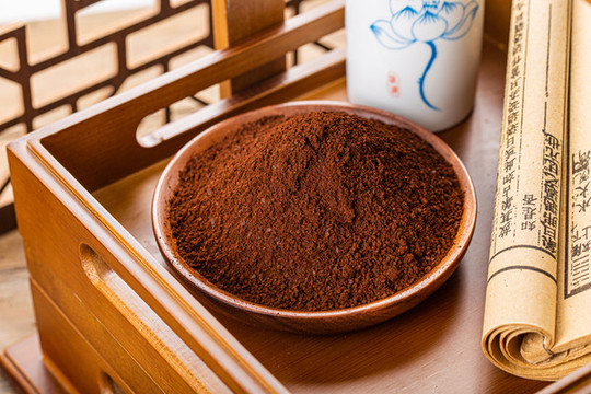 基礎(chǔ)病人群用藥期間靈芝孢子粉怎么吃？