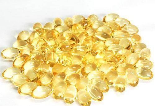  睡前1粒維E，皮膚會(huì)獲得3個(gè)好處，堅(jiān)持使用