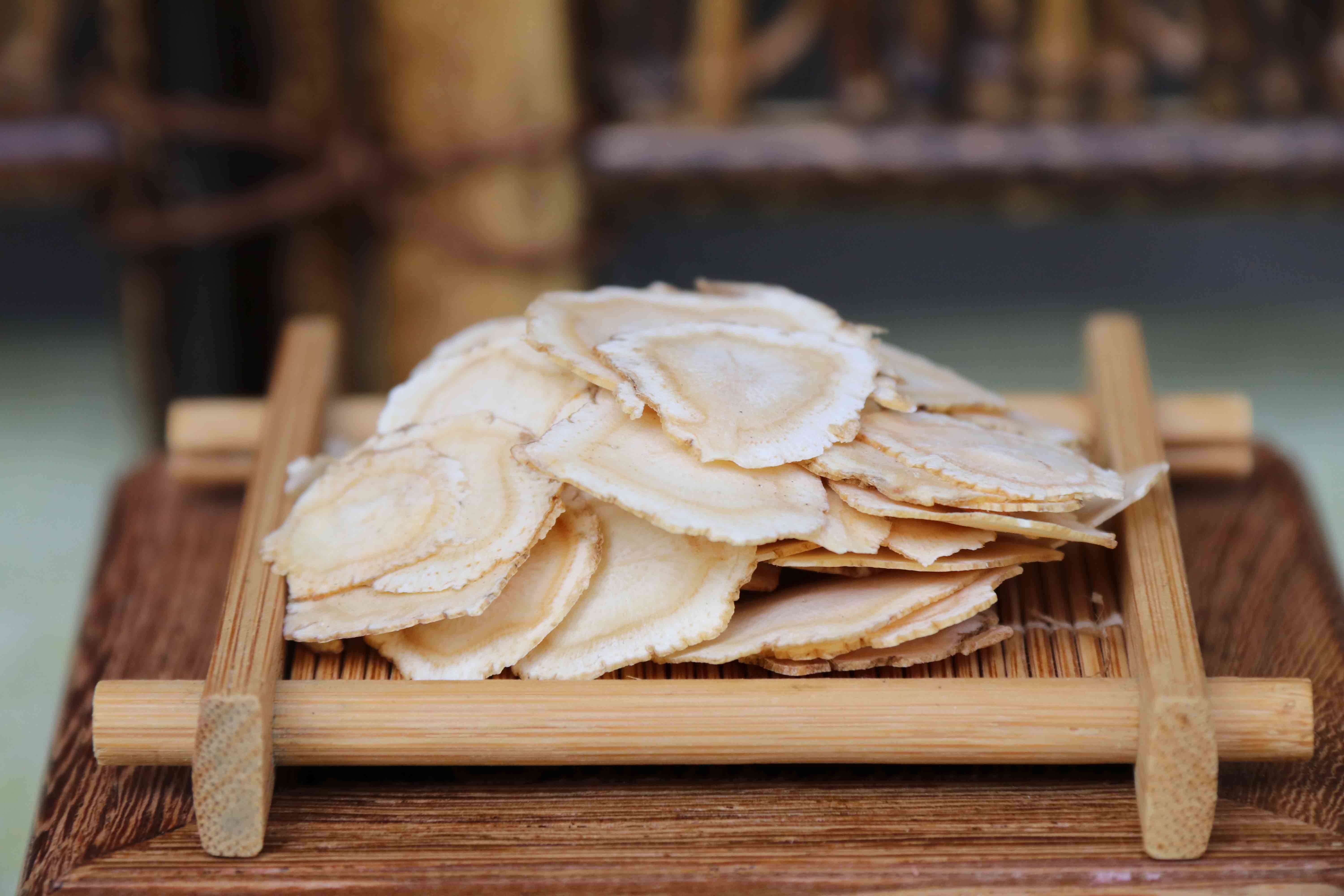 吃西洋參能調(diào)節(jié)心腦血管、增強心肺功能！ 
